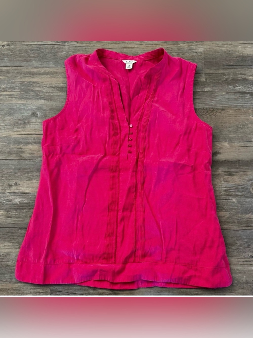 L.L. Bean Fuchsia Pink Pintuck Sleeveless Shell Blouse.